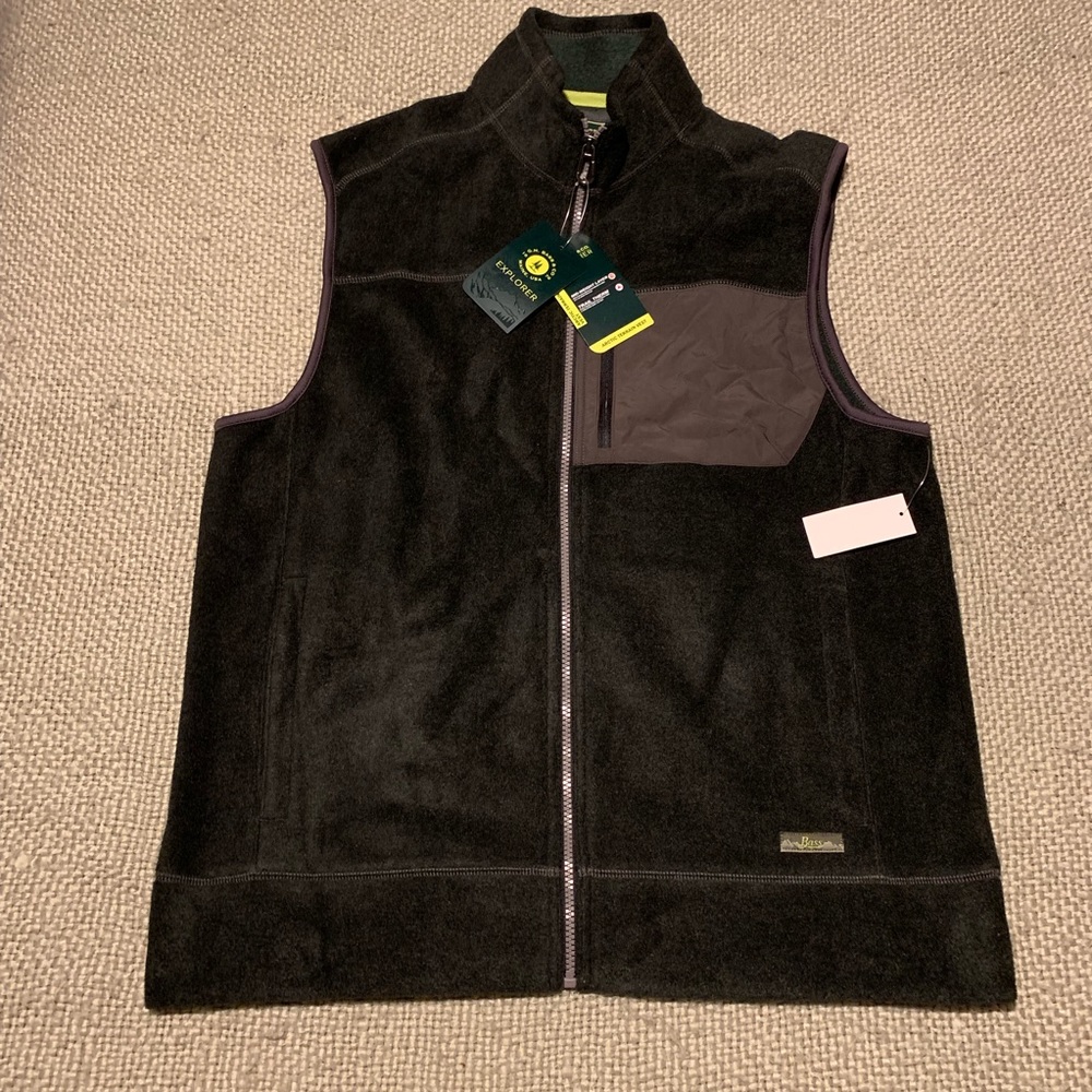 G.H. Bass full zip vest